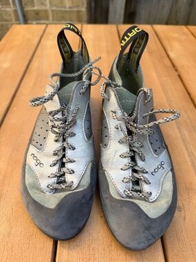 La Sportiva Nago Rock Climbing Shoes – Women's 7.5 / EU 39 – Made in Italy